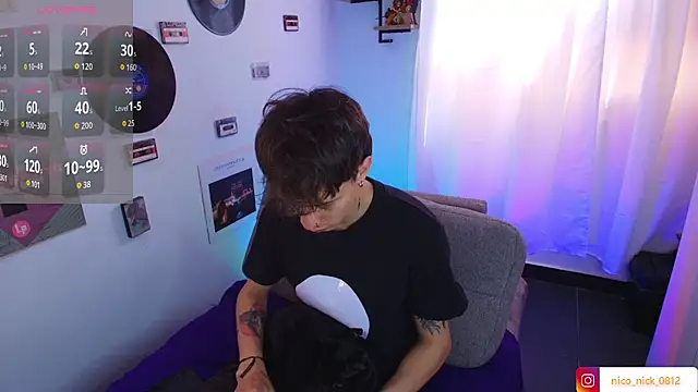 Snapshot of Nick_Bangover_ chatting on 09-22-25, 06:32 Nick Bangover online show from 09-22-25, 06:32