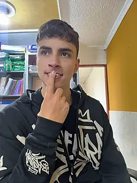 AdrianRinaldi online show from 04-29-26, 05:30