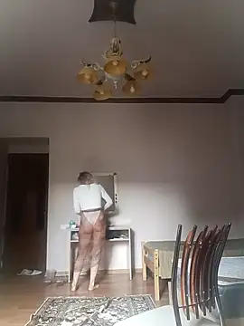 Julia Giulia online show from 10-02-25, 01:07