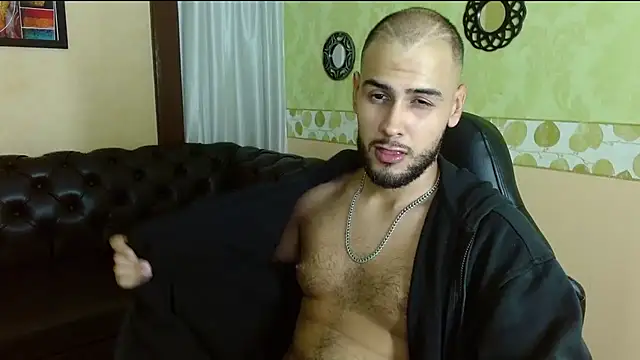 Snapshot of Marcus_Soler chatting on 11-10-25, 09:03 Marcus Soler online show from 11-10-25, 09:03