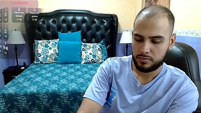 Snapshot of Marcus_Soler chatting on 11-18-25, 02:43 Marcus Soler online show from 11-18-25, 02:43