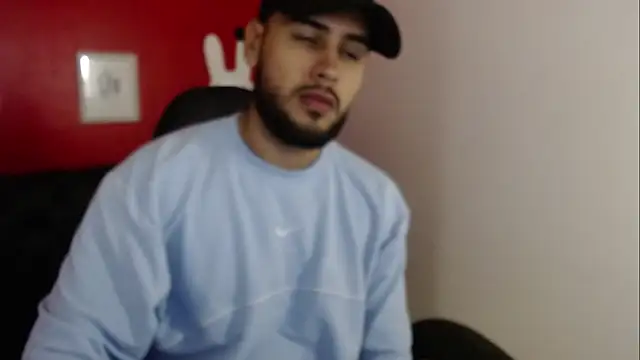 Snapshot of Marcus_Soler chatting on 11-20-25, 04:29 Marcus Soler online show from 11-20-25, 04:29