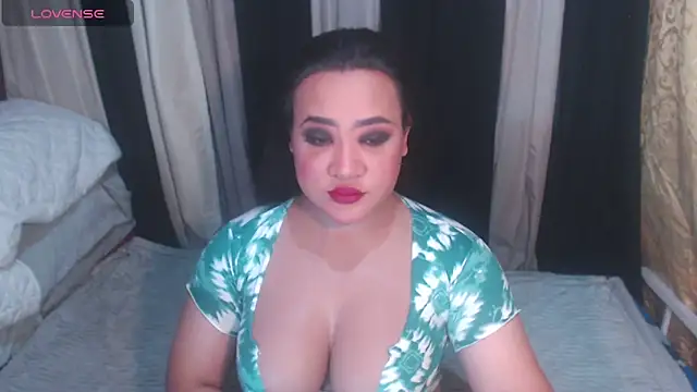 Hotcum ella online show from 04-20-26, 01:41