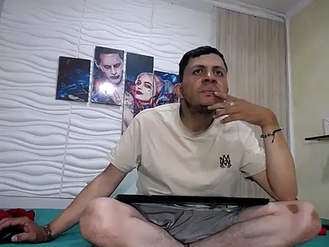 afroditoo online show from 10-07-25, 09:45