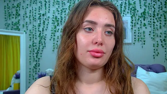 Snapshot of SherryBaers chatting on 09-09-25, 06:35 SherryBaers online show from 09-09-25, 06:35