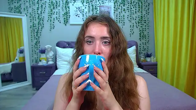 Snapshot of SherryBaers chatting on 10-08-25, 06:44 SherryBaers online show from 10-08-25, 06:44