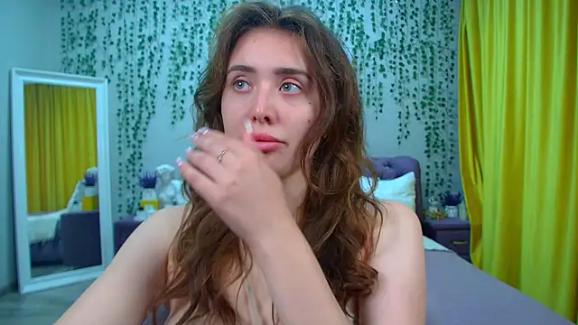 Snapshot of SherryBaers chatting on 10-10-25, 07:29 SherryBaers online show from 10-10-25, 07:29