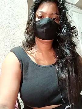 Snapshot of DiyaRoy49 chatting on 09-18-25, 09:22 DiyaRoy49 online show from 09-18-25, 09:22