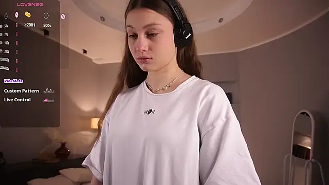 Snapshot of MercBoone chatting on 12-01-25, 09:03 MercBoone online show from 12-01-25, 09:03