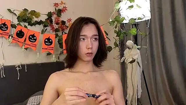 okerriella online show from 11-03-25, 02:13