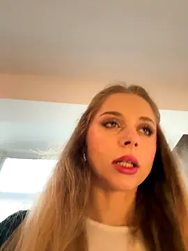 Snapshot of BabyAnais chatting on 10-14-25, 06:58 BabyAnais online show from 10-14-25, 06:58