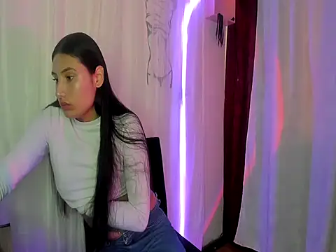 Linda andrew online show from 09-13-25, 02:17