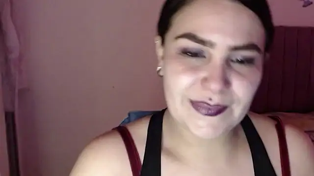 Salma deep online show from 10-28-25, 05:48