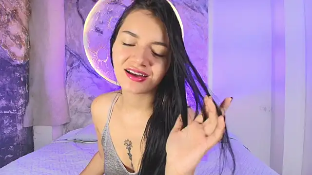 RoxanaBorns  online show from 10-09-25, 12:36