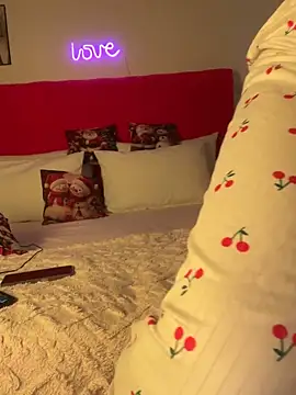 OnlyRima online show from 11-25-25, 09:53