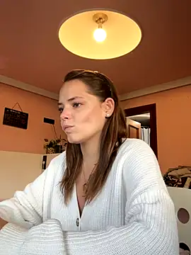 Snapshot of Wildmaca chatting on 10-15-25, 07:30 Wildmaca online show from 10-15-25, 07:30