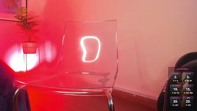 Snapshot of Violett_Novoa chatting on 11-04-25, 12:04 Violett Novoa online show from 11-04-25, 12:04