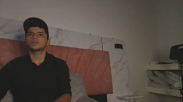 HellAndDante  online show from 12-03-25, 09:29