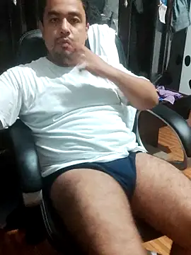 Hotknight online show from 10-12-25, 07:07