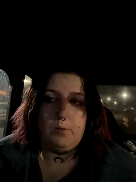 Snapshot of vanessraine chatting on 09-12-25, 04:12 vanessraine online show from 09-12-25, 04:12