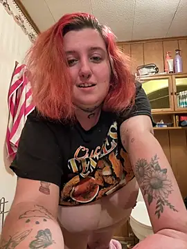 Snapshot of vanessraine chatting on 12-16-25, 09:47 vanessraine online show from 12-16-25, 09:47