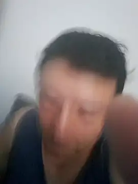 Snapshot of RAFAEL18-3_ chatting on 10-05-25, 10:57 RAFAEL18-3 online show from 10-05-25, 10:57