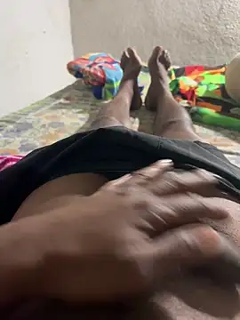 Snapshot of meralund9inch chatting on 03-11-26, 05:41 meralund9inch online show from 03-11-26, 05:41