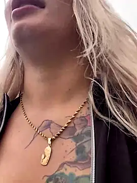 YouCandiSumisa online show from 09-26-25, 06:23