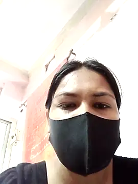 Snapshot of sanu_07 chatting on 09-29-25, 05:12 sanu 07 online show from 09-29-25, 05:12