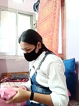 Snapshot of sanu_07 chatting on 10-04-25, 04:54 sanu 07 online show from 10-04-25, 04:54