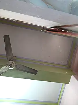 Snapshot of sanu_07 chatting on 11-12-25, 04:35 sanu 07 online show from 11-12-25, 04:35