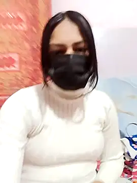 Snapshot of sanu_07 chatting on 11-13-25, 04:44 sanu 07 online show from 11-13-25, 04:44