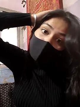 Snapshot of sanu_07 chatting on 11-28-25, 05:32 sanu 07 online show from 11-28-25, 05:32