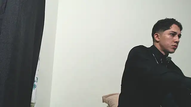 Penelope77 online show from 10-24-25, 06:21