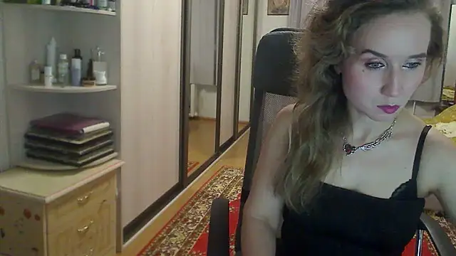 Snapshot of ClassyInna chatting on 09-11-25, 08:47 ClassyInna online show from 09-11-25, 08:47