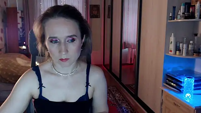 Snapshot of ClassyInna chatting on 10-29-25, 09:44 ClassyInna online show from 10-29-25, 09:44