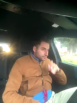 Snapshot of Torissimo92 chatting on 12-16-25, 08:19 Torissimo92 online show from 12-16-25, 08:19