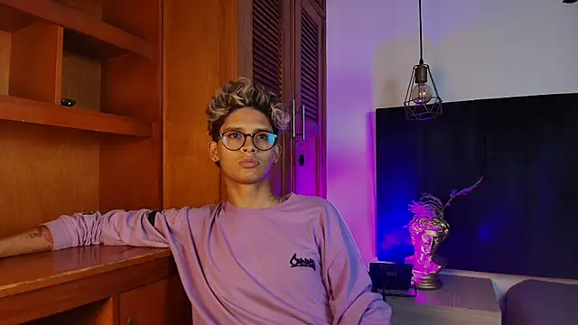 massimo alessandro online show from 09-12-25, 04:56