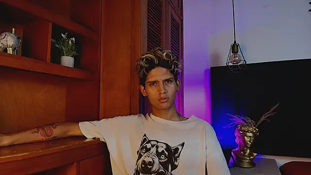 massimo alessandro online show from 10-08-25, 04:21