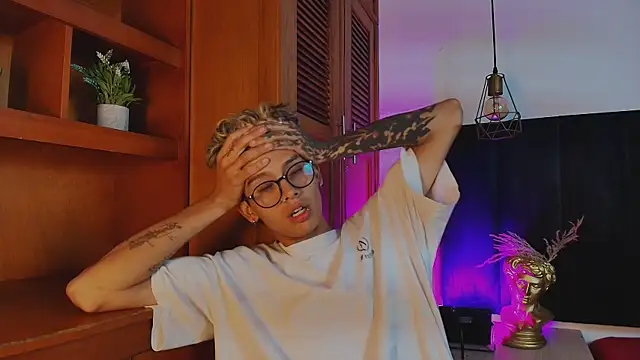 massimo alessandro online show from 10-09-25, 05:05