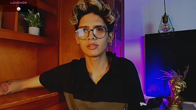 massimo alessandro online show from 10-15-25, 07:58