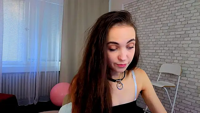 EllaSteele online show from 09-18-25, 01:35