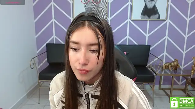 Adhara Kitten online show from 09-24-25, 01:03