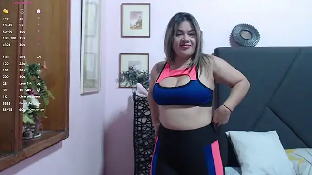 pamela echeverria online show from 09-29-25, 10:31