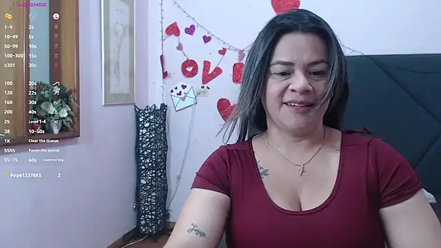 Snapshot of pamela_echeverria chatting on 04-28-26, 11:15 pamela echeverria online show from 04-28-26, 11:15