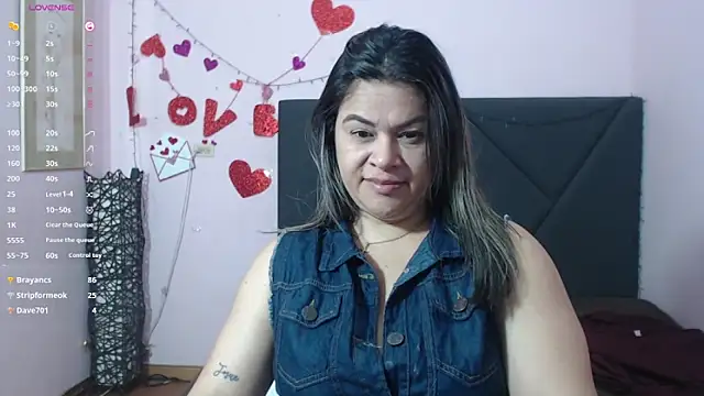 Snapshot of pamela_echeverria chatting on 04-29-26, 05:30 pamela echeverria online show from 04-29-26, 05:30