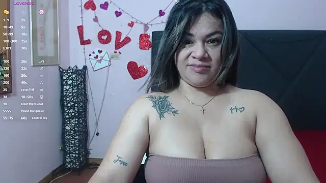 Snapshot of pamela_echeverria chatting on 05-02-26, 11:48 pamela echeverria online show from 05-02-26, 11:48