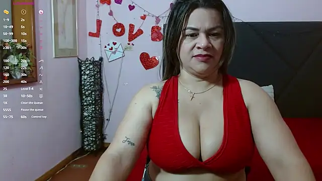 Snapshot of pamela_echeverria chatting on 05-07-26, 11:15 pamela echeverria online show from 05-07-26, 11:15