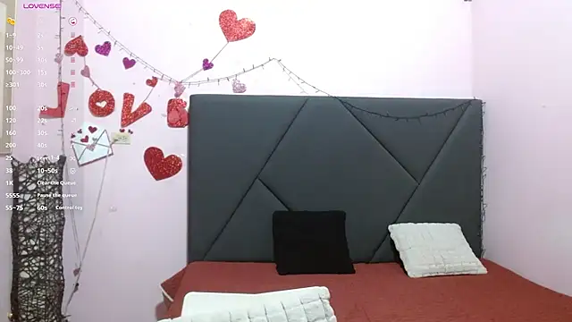Snapshot of pamela_echeverria chatting on 06-09-26, 11:11 pamela echeverria online show from 06-09-26, 11:11