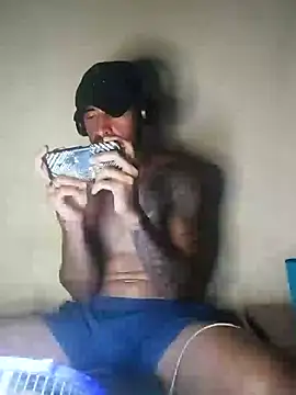 Alexsexygamer online show from 11-18-25, 12:49